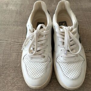 Woman's Veja White Sneakers